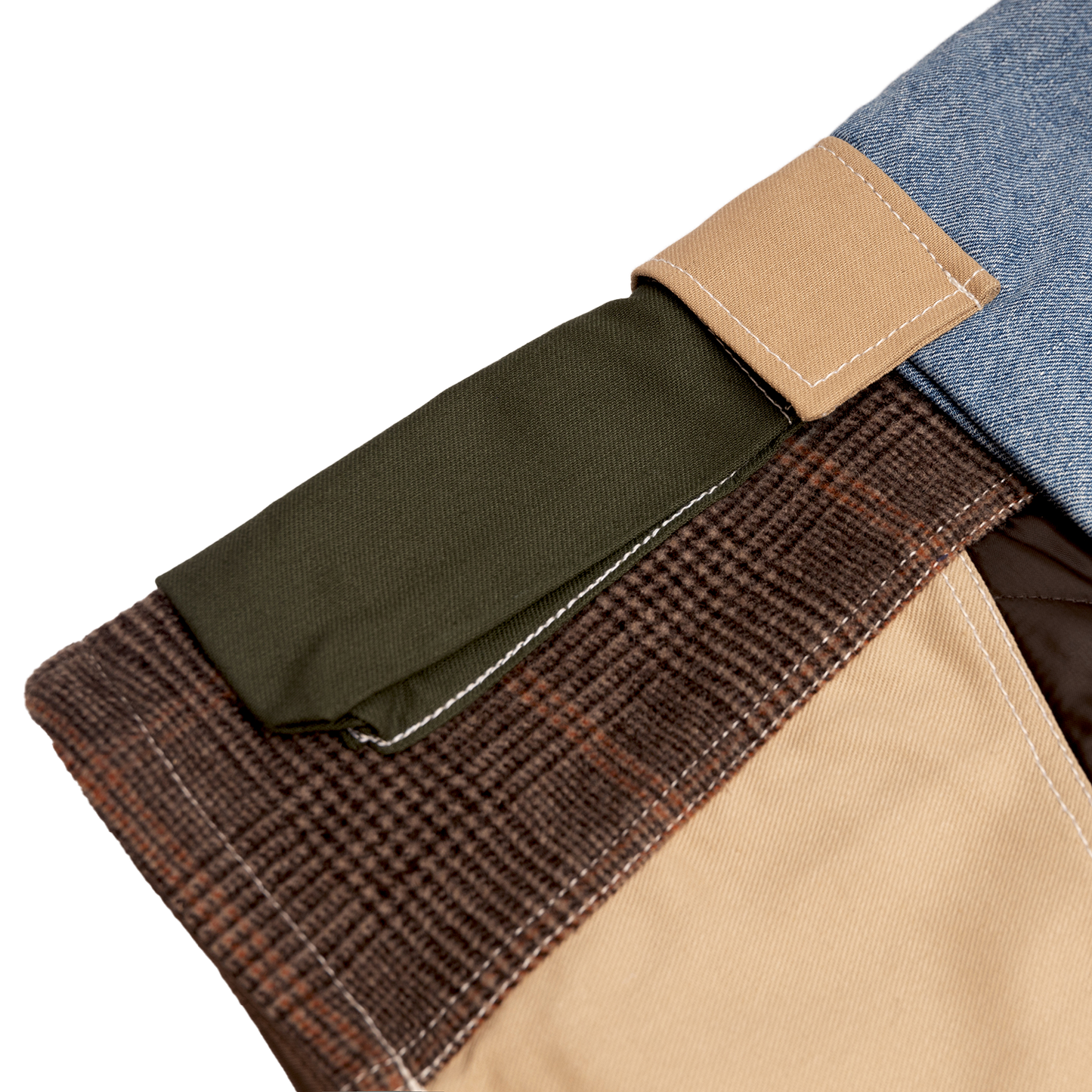 waf. AUGUST BREAK CARGO SHORTS
